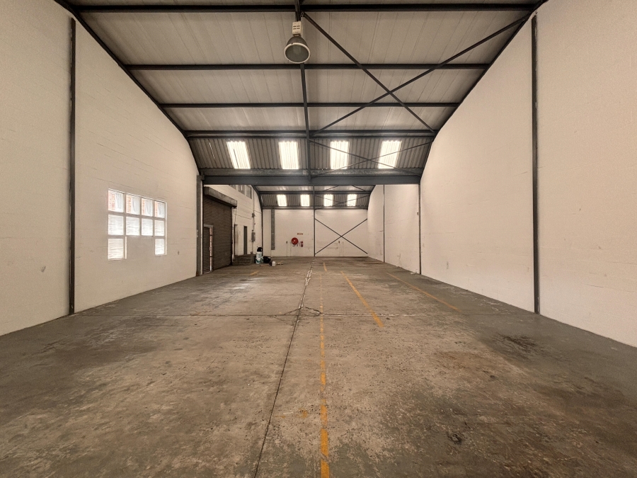 To Let commercial Property for Rent in Montague Gardens Western Cape